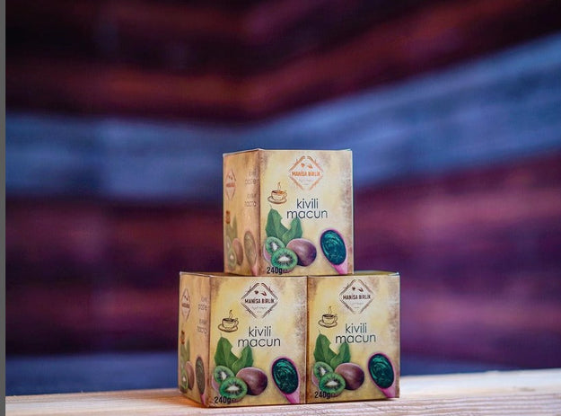 Manisa Birlik - Kivi Ezmesi | KİVİLİ Macun Macunu | Kivi ve Ot Macunu | 240GRAM | daha iyi bağışıklık sistemi oluşturmak | Vitamin ve mineral açısından zengin | VitaminBombası | Günlük Takviye |