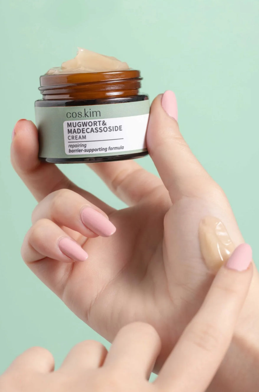 Cos.kim Mugwort & Madecassoside Cream 50ml – Kalmerende Dagcrème tegen Acne, Roodheid & Littekens