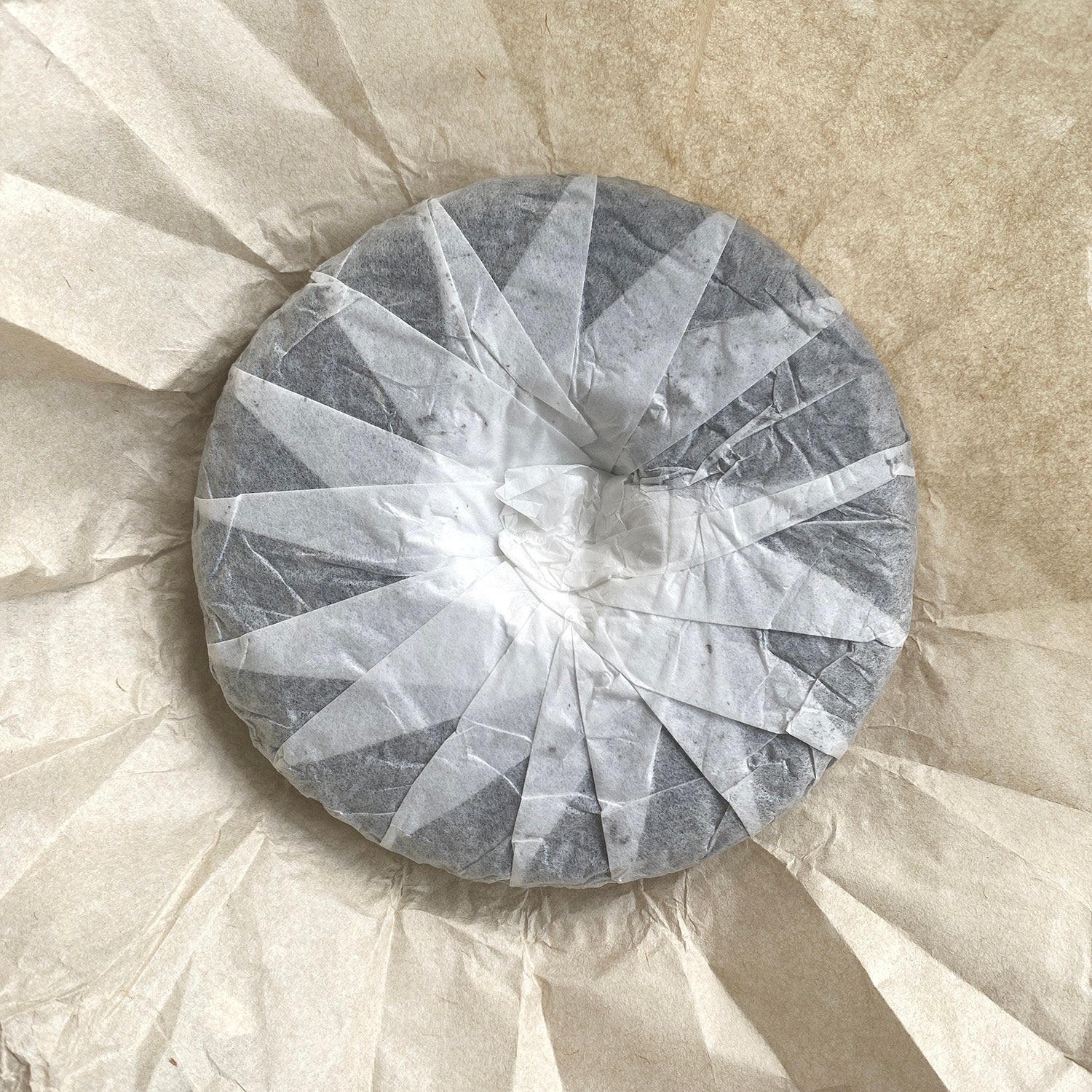 2023 Yibang Ancient Tree Raw Pu Erh, Xiao Ye Zhong (Small Leaf) 200g | Hoogwaardige Traditionele Chinese Thee